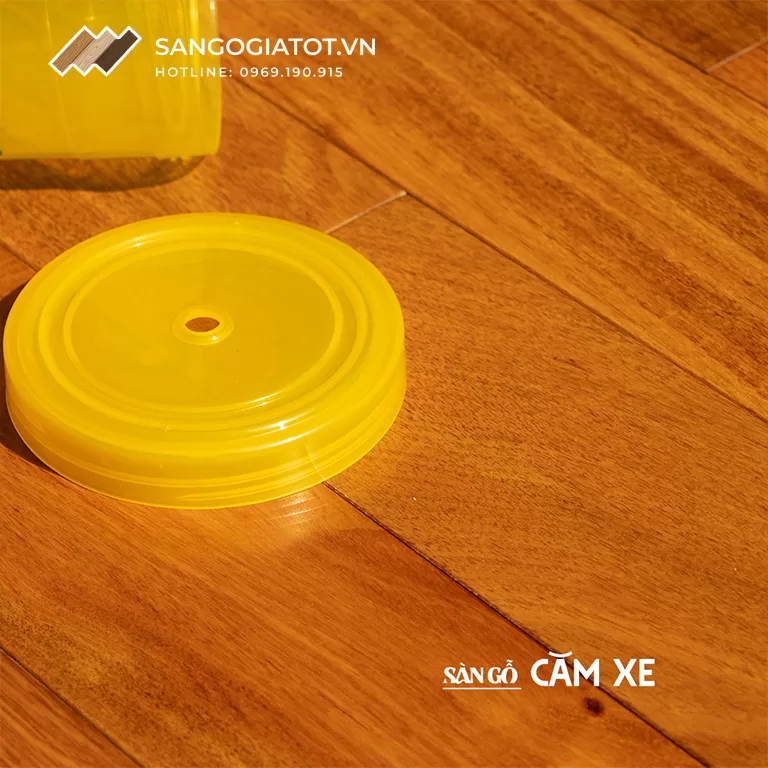 Ứng dụng của sàn gỗ Căm Xe 900x90x15 trong thực tế