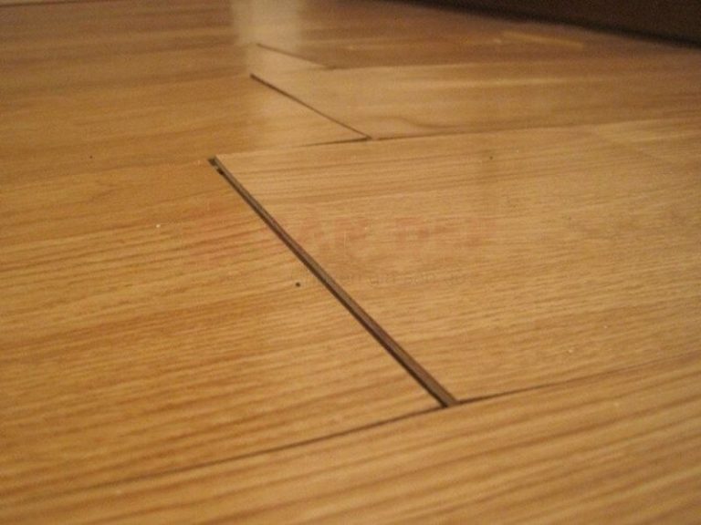 Sửa sàn gỗ bị kêu, lún hoặc xô lệch