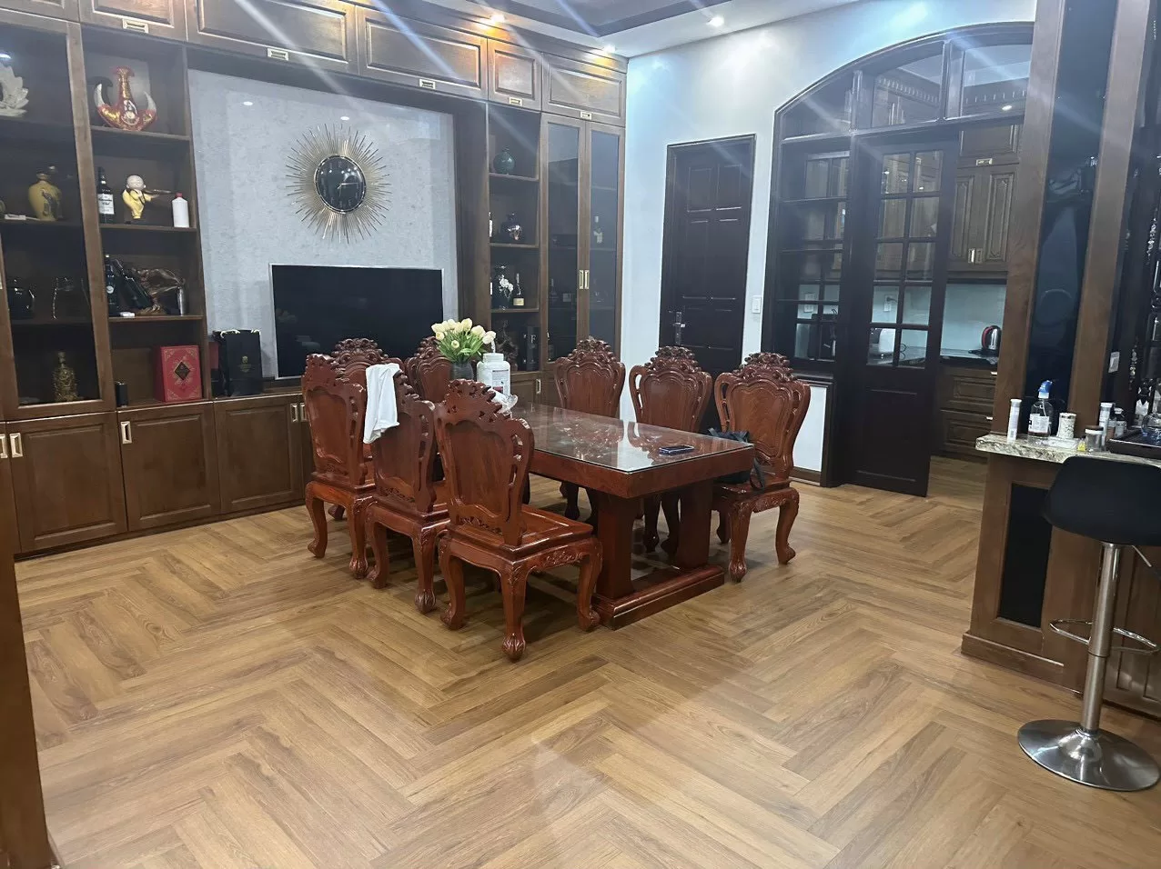 Ưu thế nổi bật của sàn gỗ xương cá cốt đen DIOS